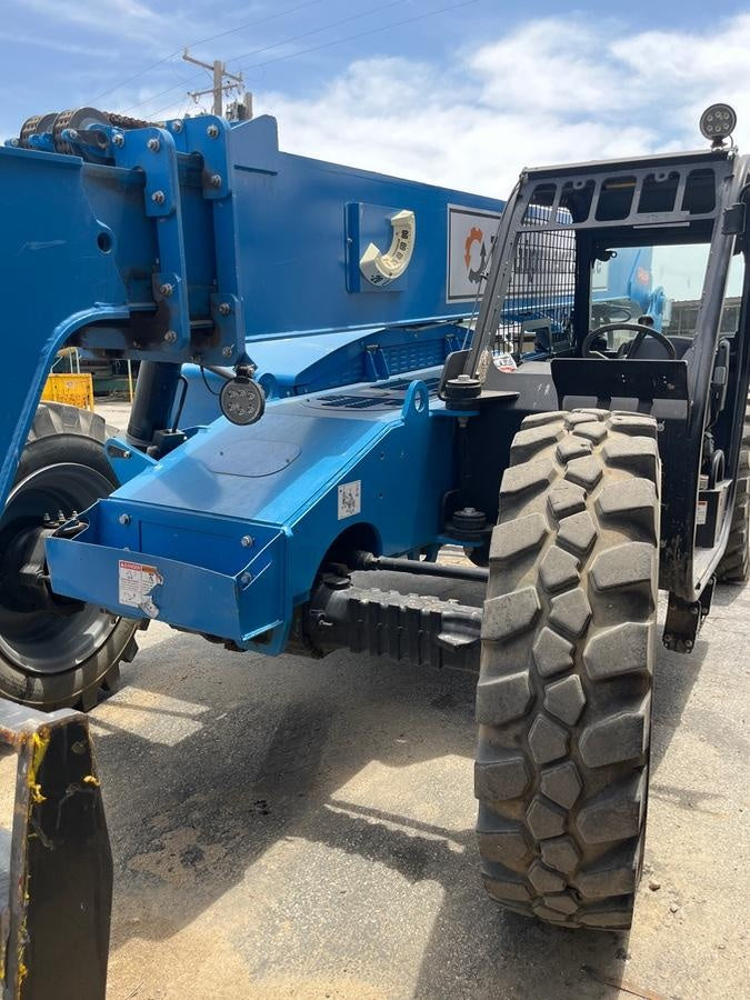 2022 GENIE GTH-844
