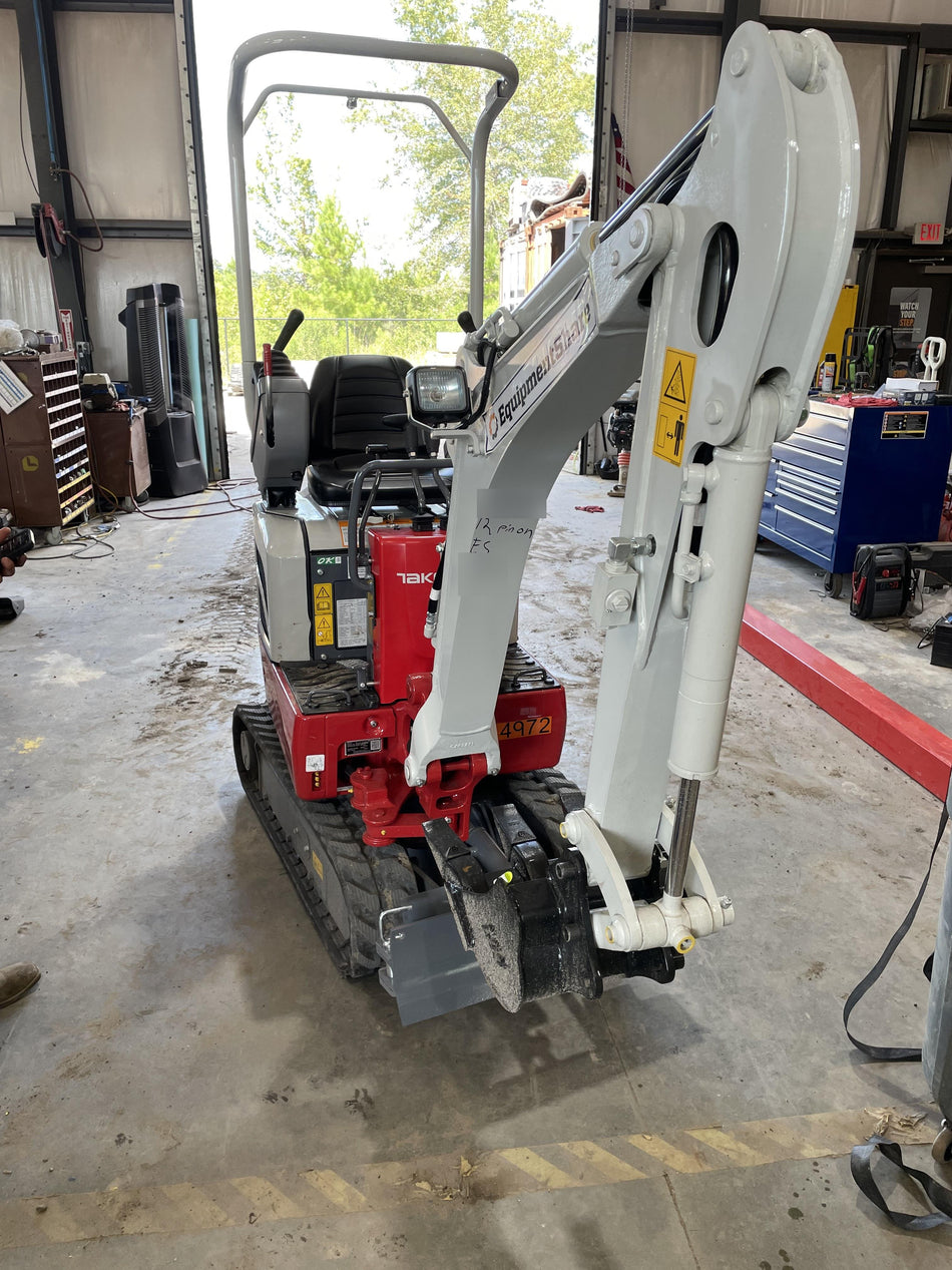 2023 TAKEUCHI TB210R