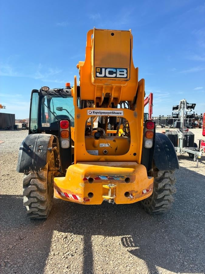2022 JCB 512-56