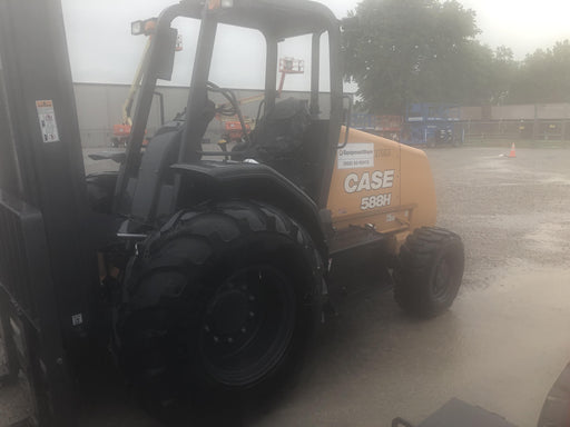 2019 CASE 588H