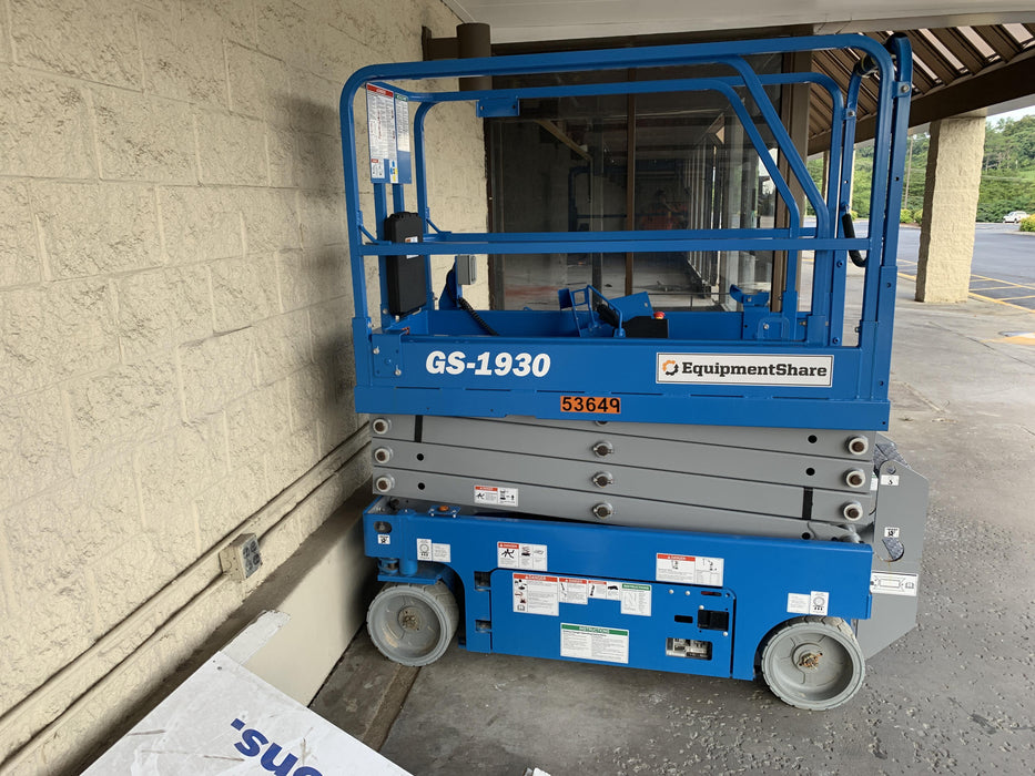 2019 Genie GS-1930 Fixed Rails with Chain Entry