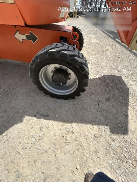 2020 JLG 800AJ