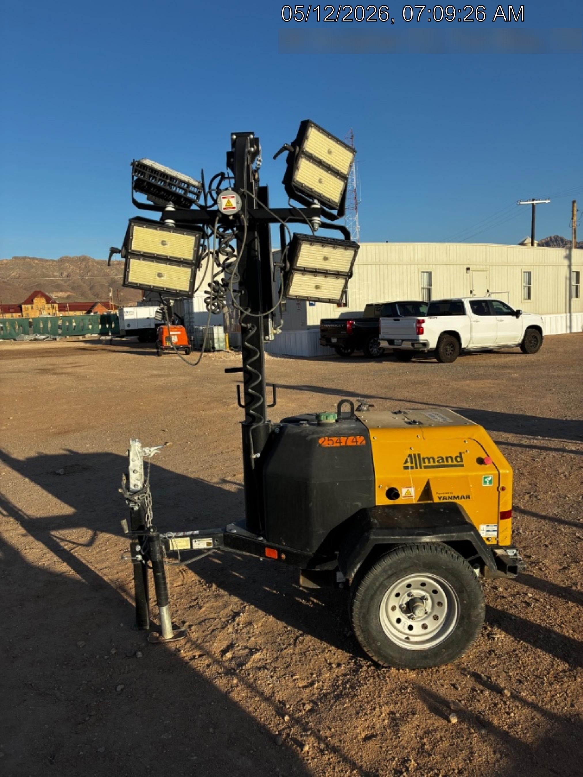 2022 Allmand NLV3GR (4) LED Light Fixture 350W, 23' Vertical Mast, 3kW Prime, Towable, ES Decals, T3