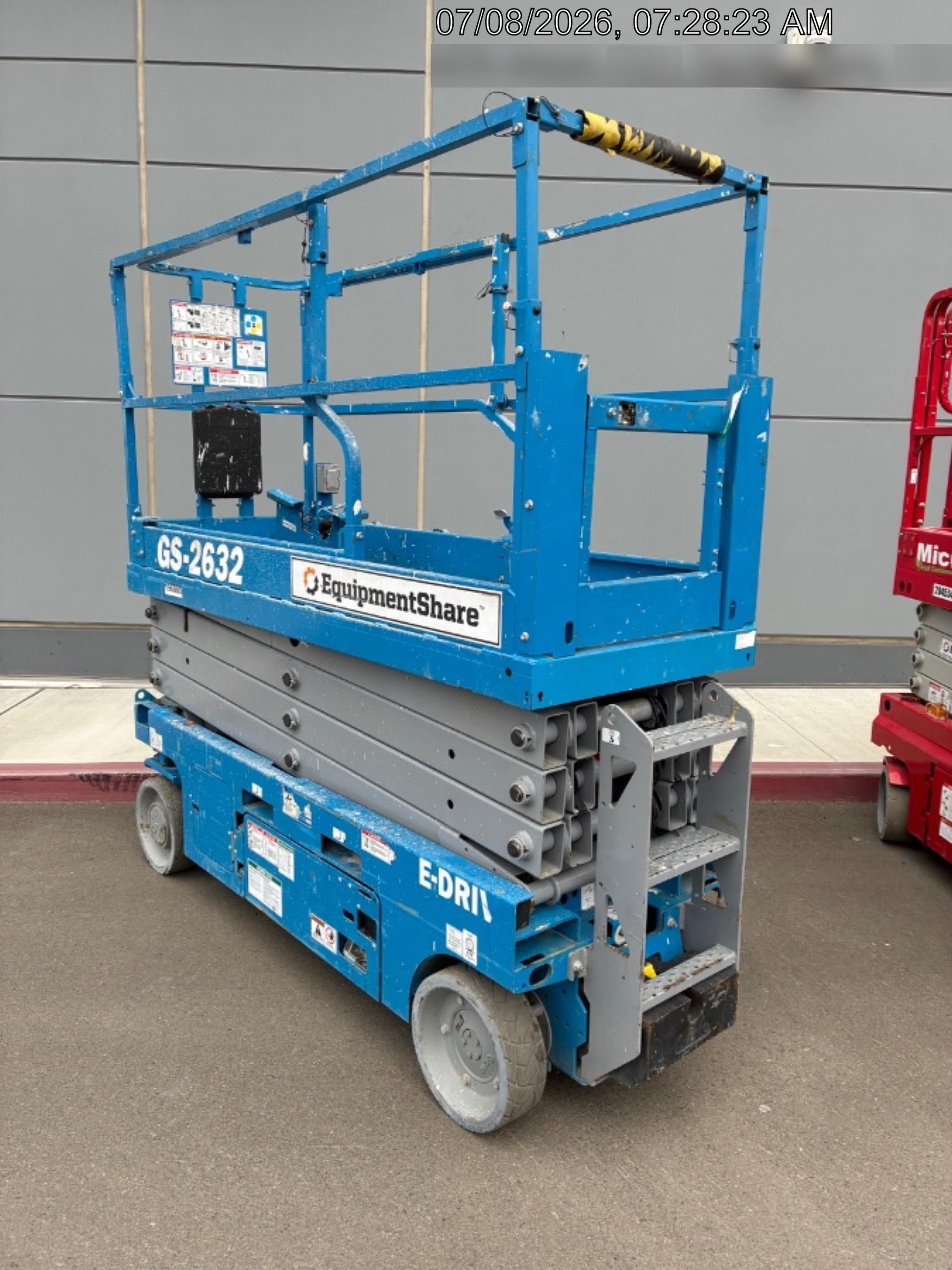 2021 GENIE GS-2632