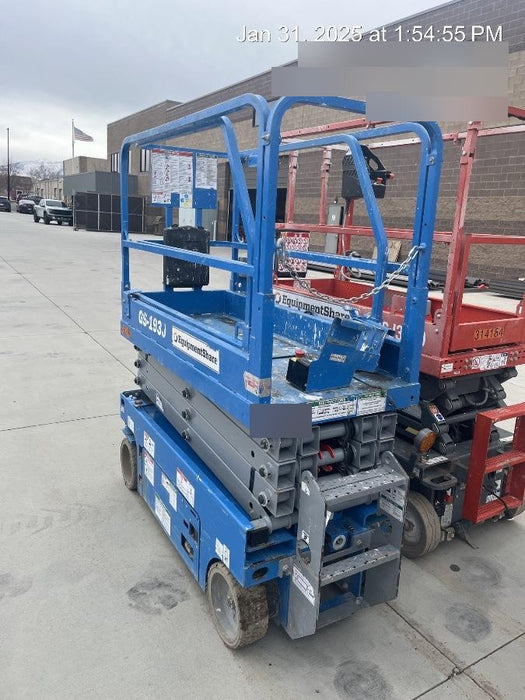 2019 Genie GS-1930 Fixed rails with chain Entry