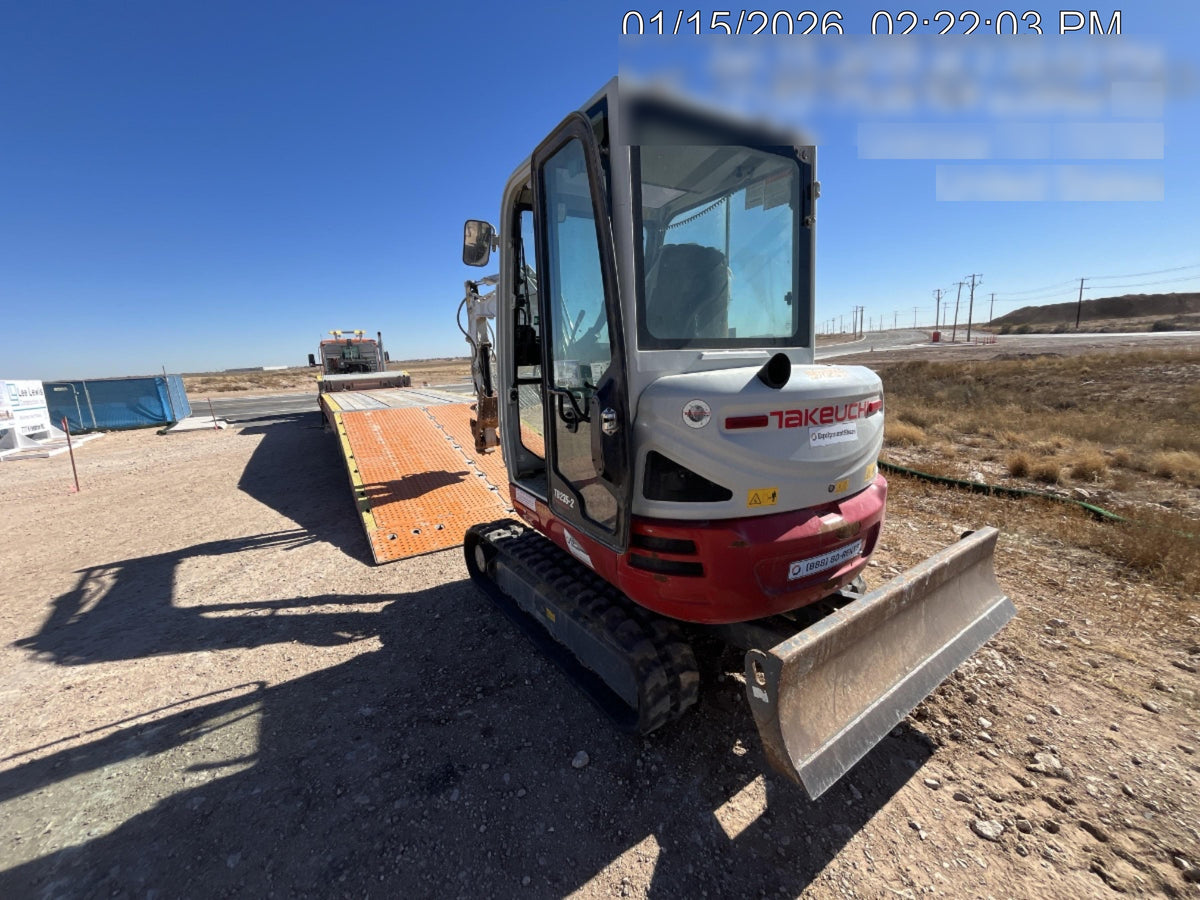 2023 TAKEUCHI TB235-2CR