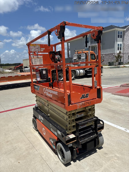 2025 JLG ES1932