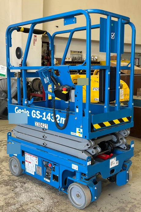 2023 GENIE GS-1432