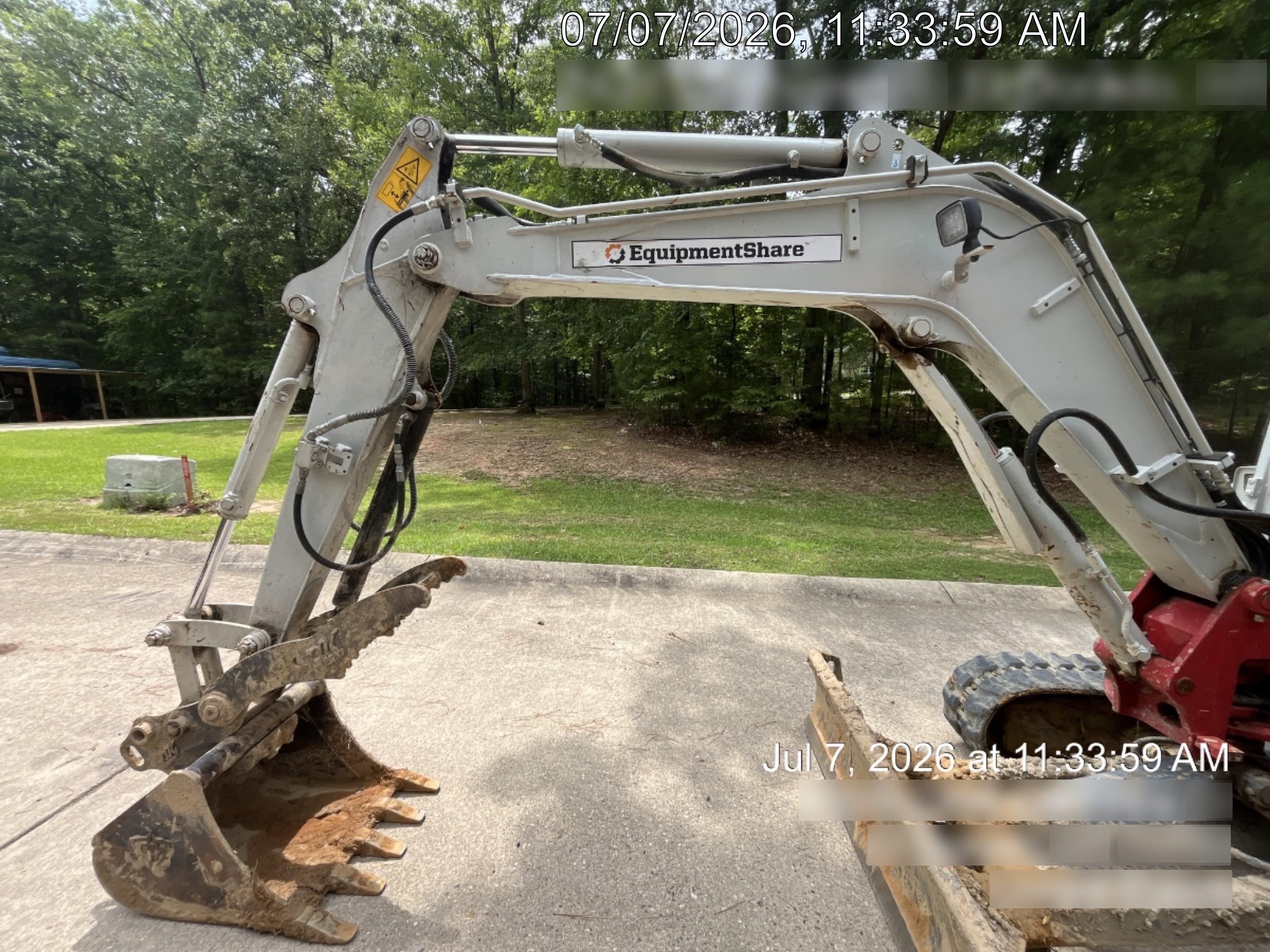 2023 TAKEUCHI TB235-2CR