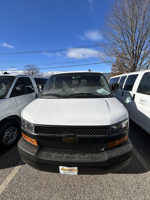2025 CHEVROLET Express Van - Rental