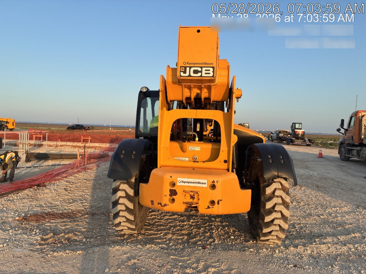 2023 JCB 510-56
