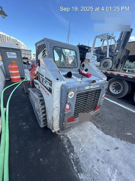 2022 TAKEUCHI TL6R