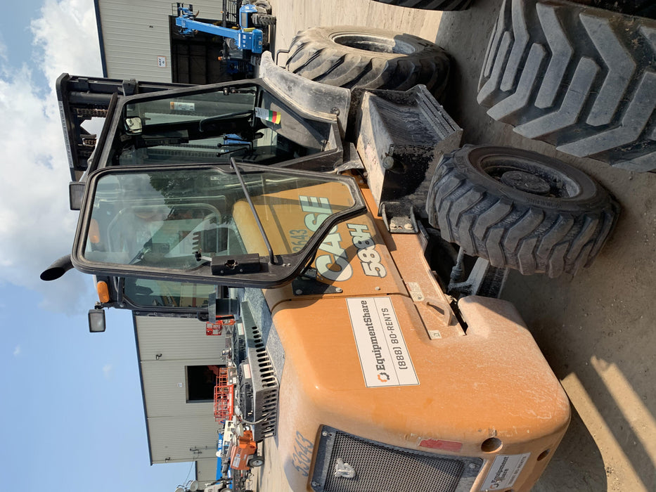 2019 CASE 588H