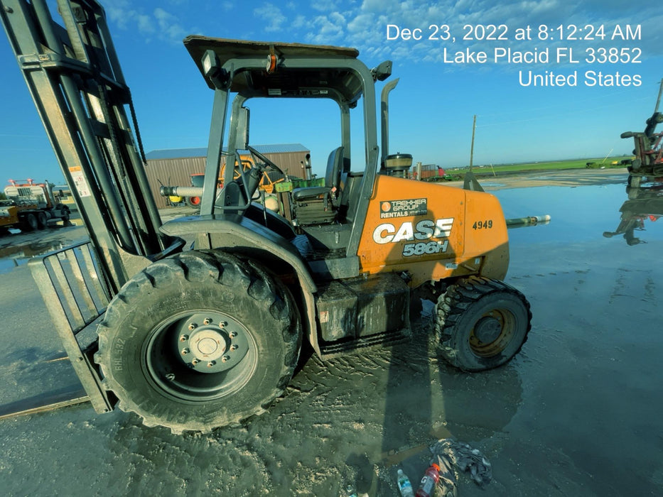 2018 CASE 586H