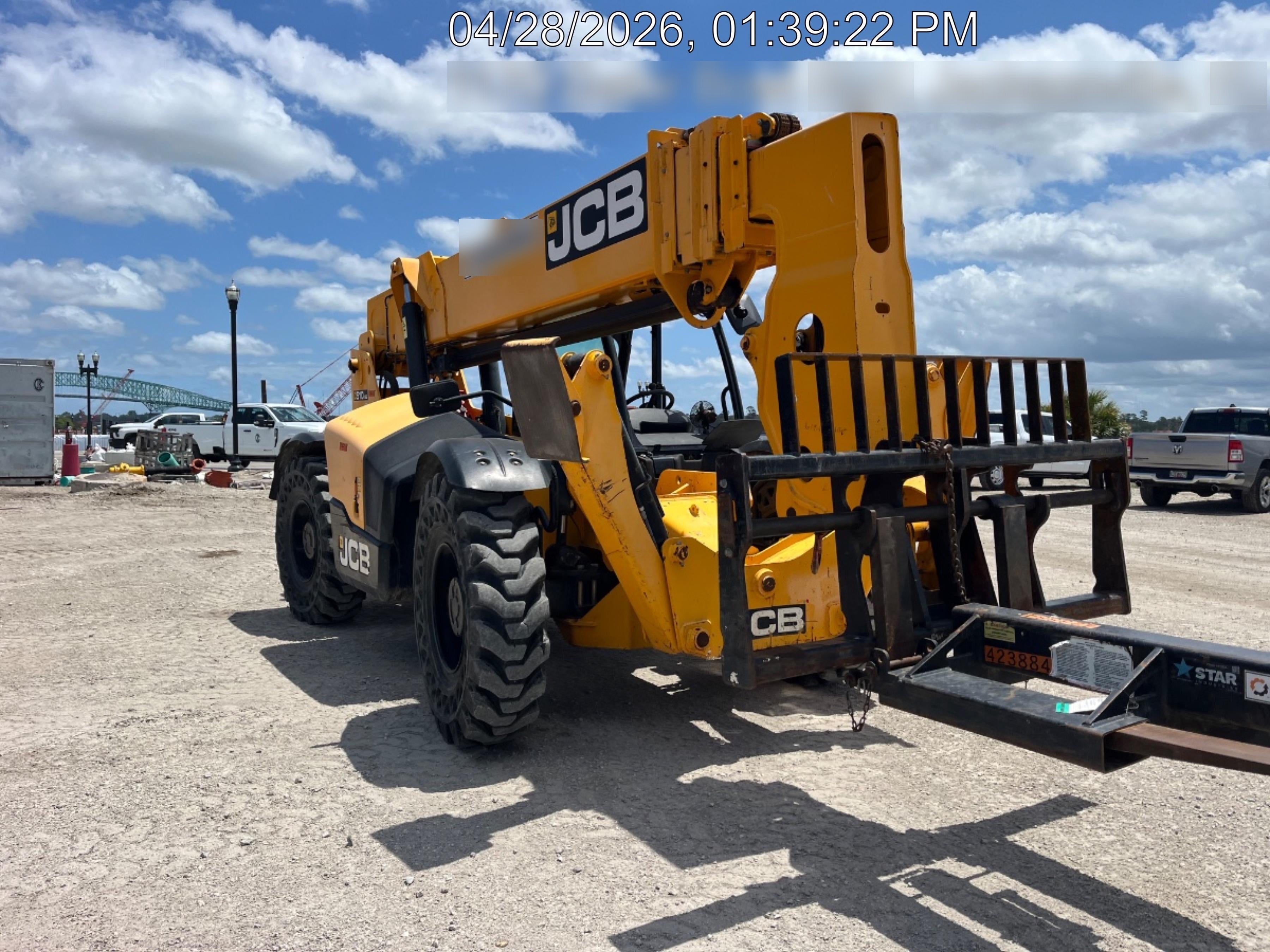 2020 JCB 510-56