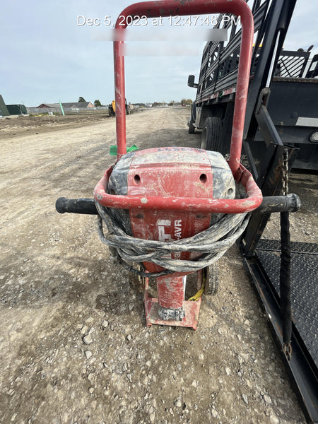 2020 HILTI TE 3000-AVR