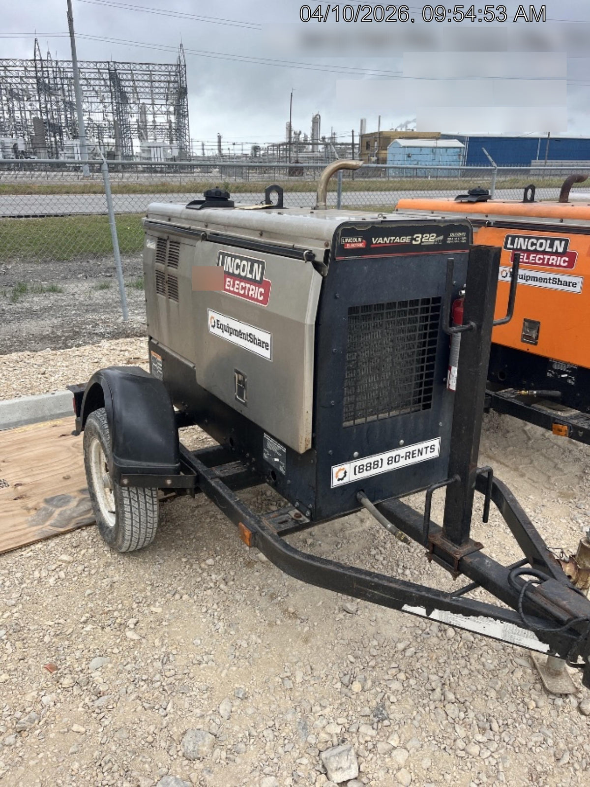 2019 Lincoln Electric Vantage 322 Welder Ready-Pak 3, Two wheel trailer, Fender and Light kit, Cable Rack
