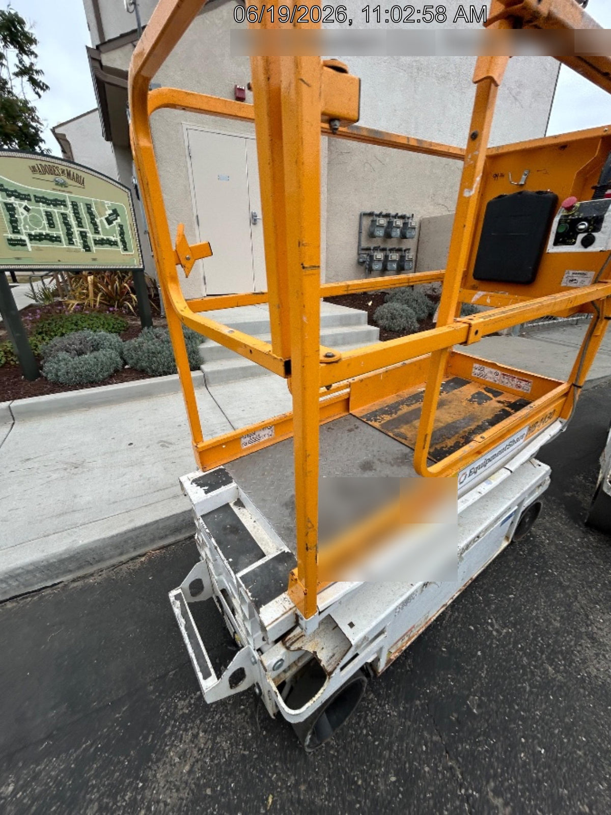 Custom Equipment HB-1430 Hy-Brid Scissor Lift
Platform capacity up to 670 lbs
Working height up to 20 ft
Weighs under 1,700 lbs
Non-marking wheels