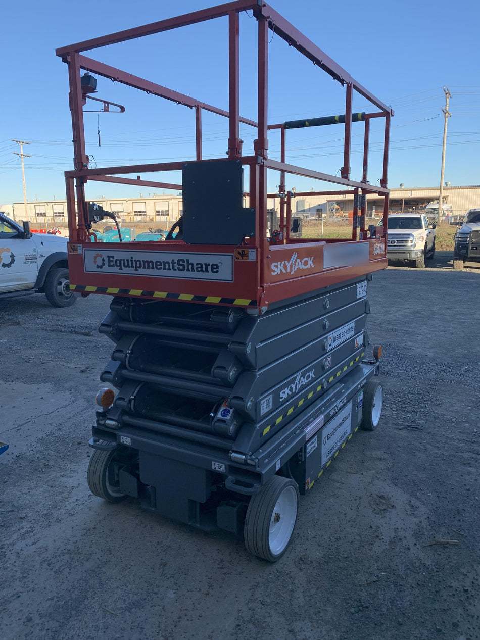 2021 SKYJACK SJ4740