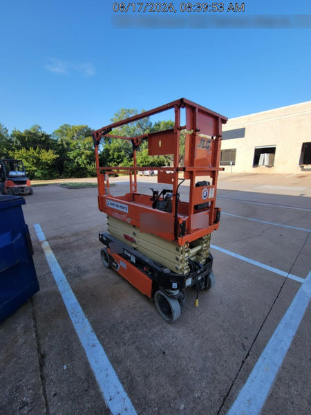 2021 JLG ES1932