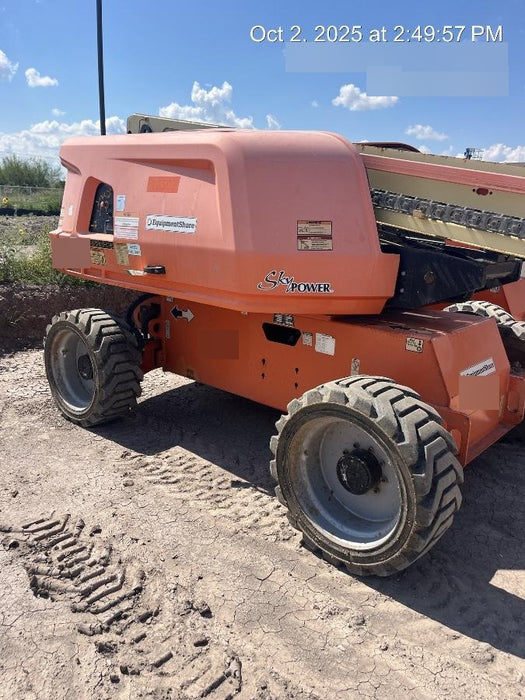 2018 JLG 660SJ