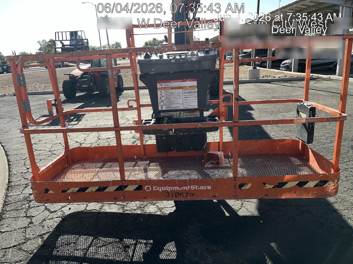 2023 JLG 860SJ