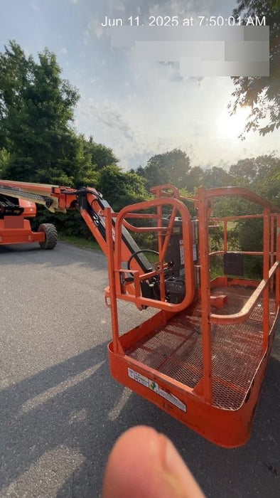 2019 JLG 660SJ
