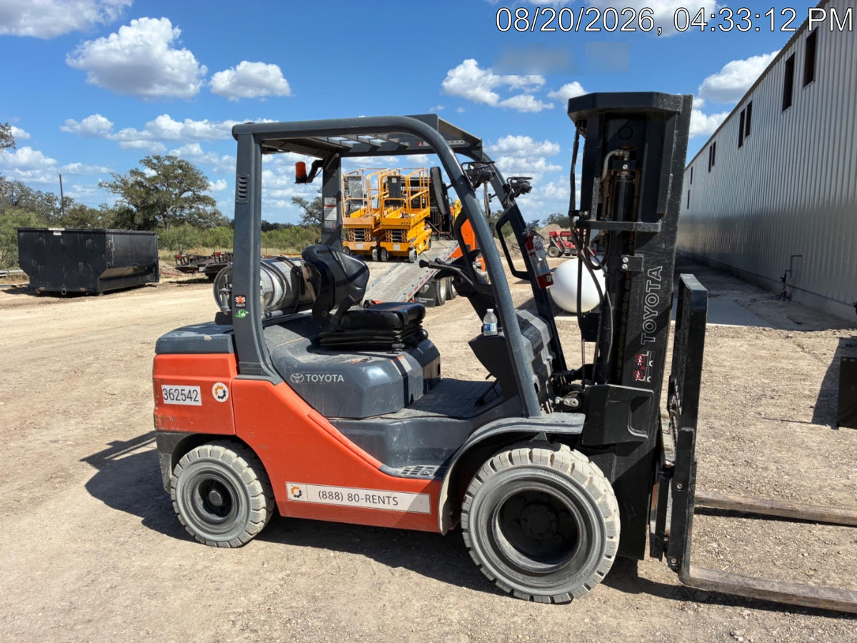 2023 TOYOTA 8FGU30 LP - Quad