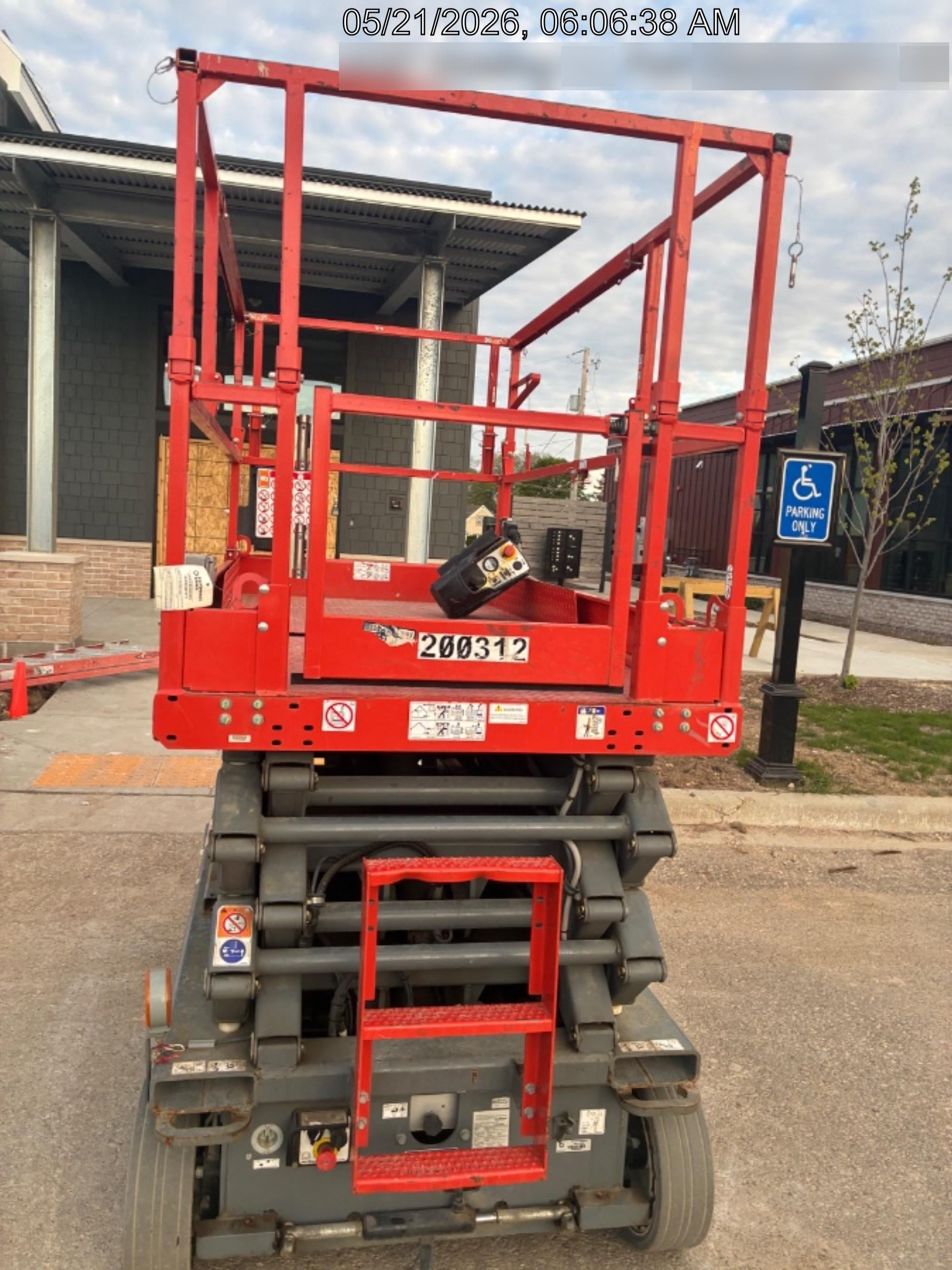 2021 SKYJACK SJ4732