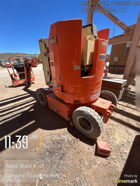 2019 JLG E300AJP