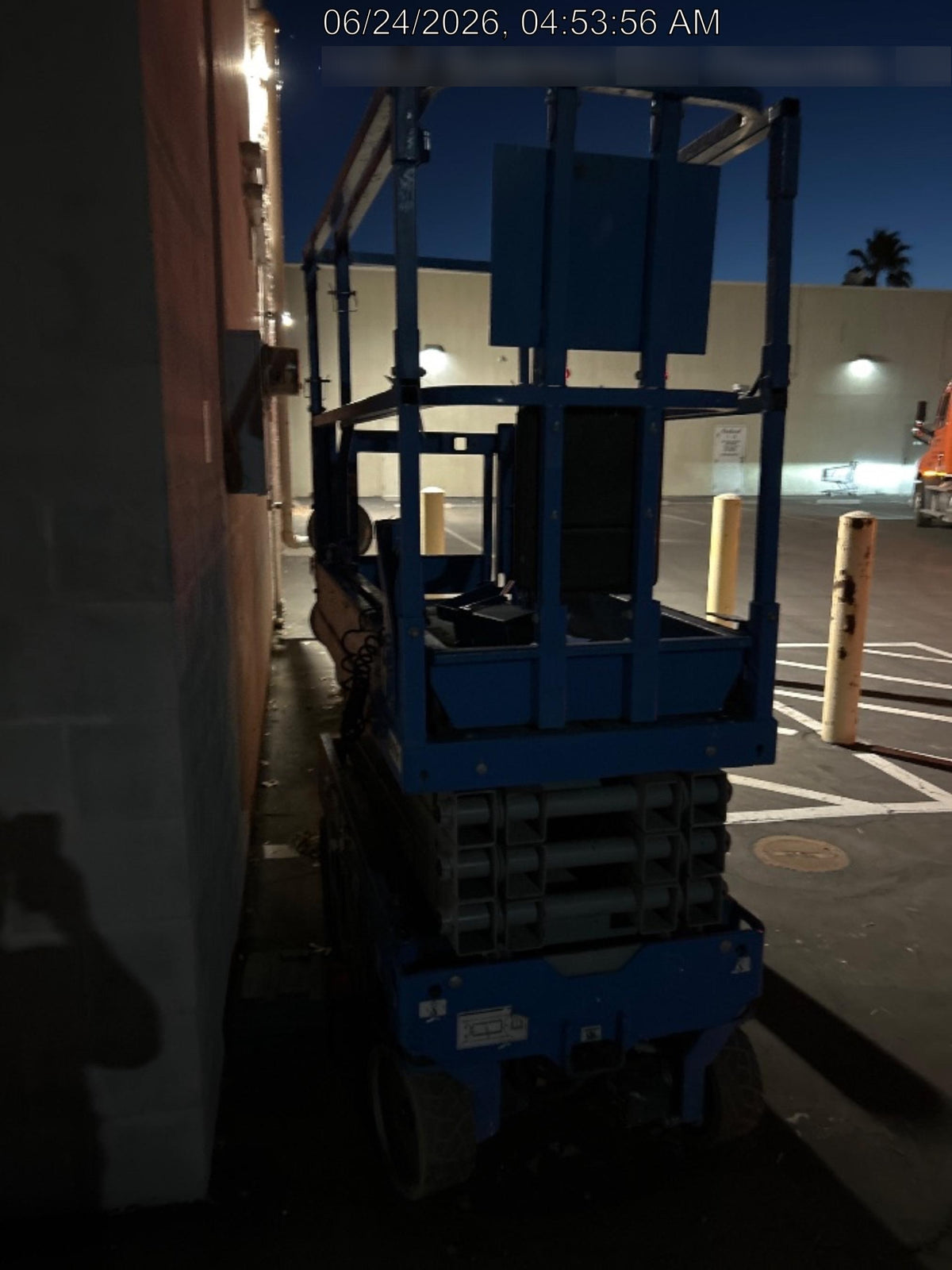 2020 Genie GS-1930 Solid Non Marking Tires, Beacon, Folding rails with half height swing gate, 800W Inverter