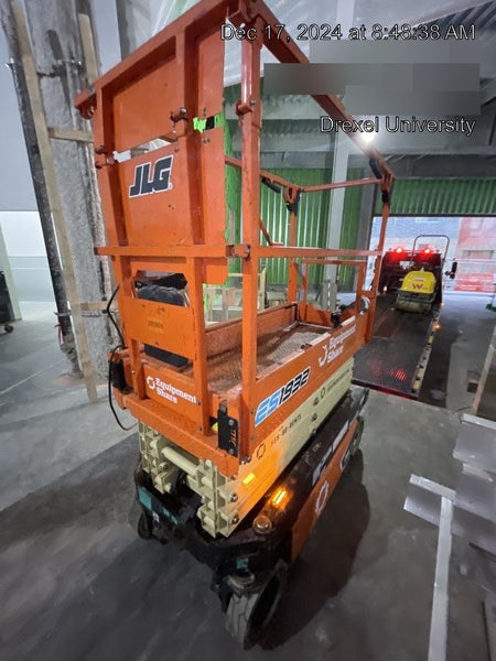 2022 JLG ES1932