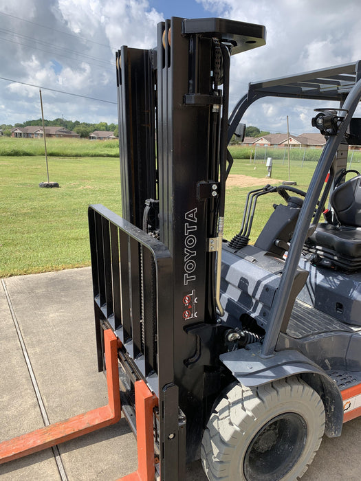 2022 TOYOTA 50-8FGU25