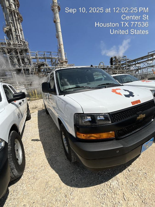 2025 CHEVROLET Express Van - Rental