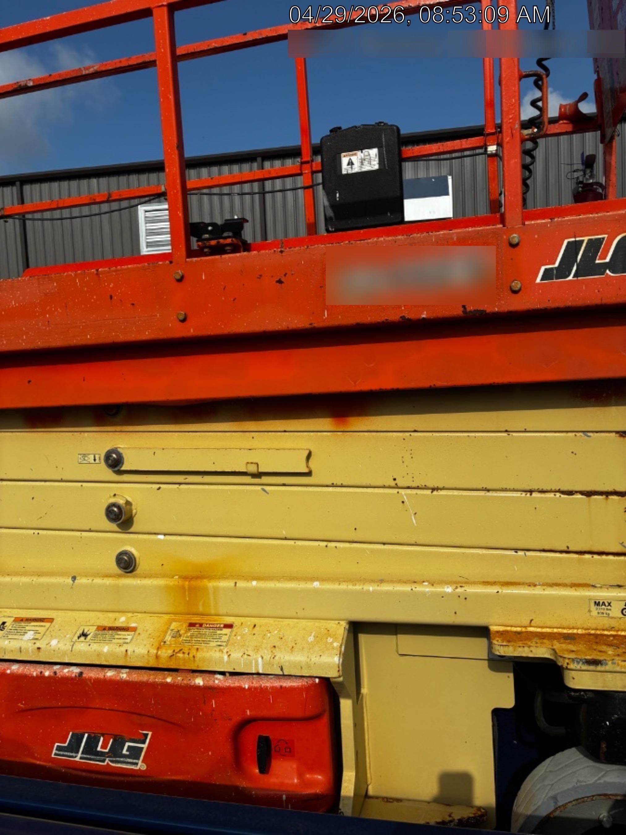 2016 JLG 3246ES