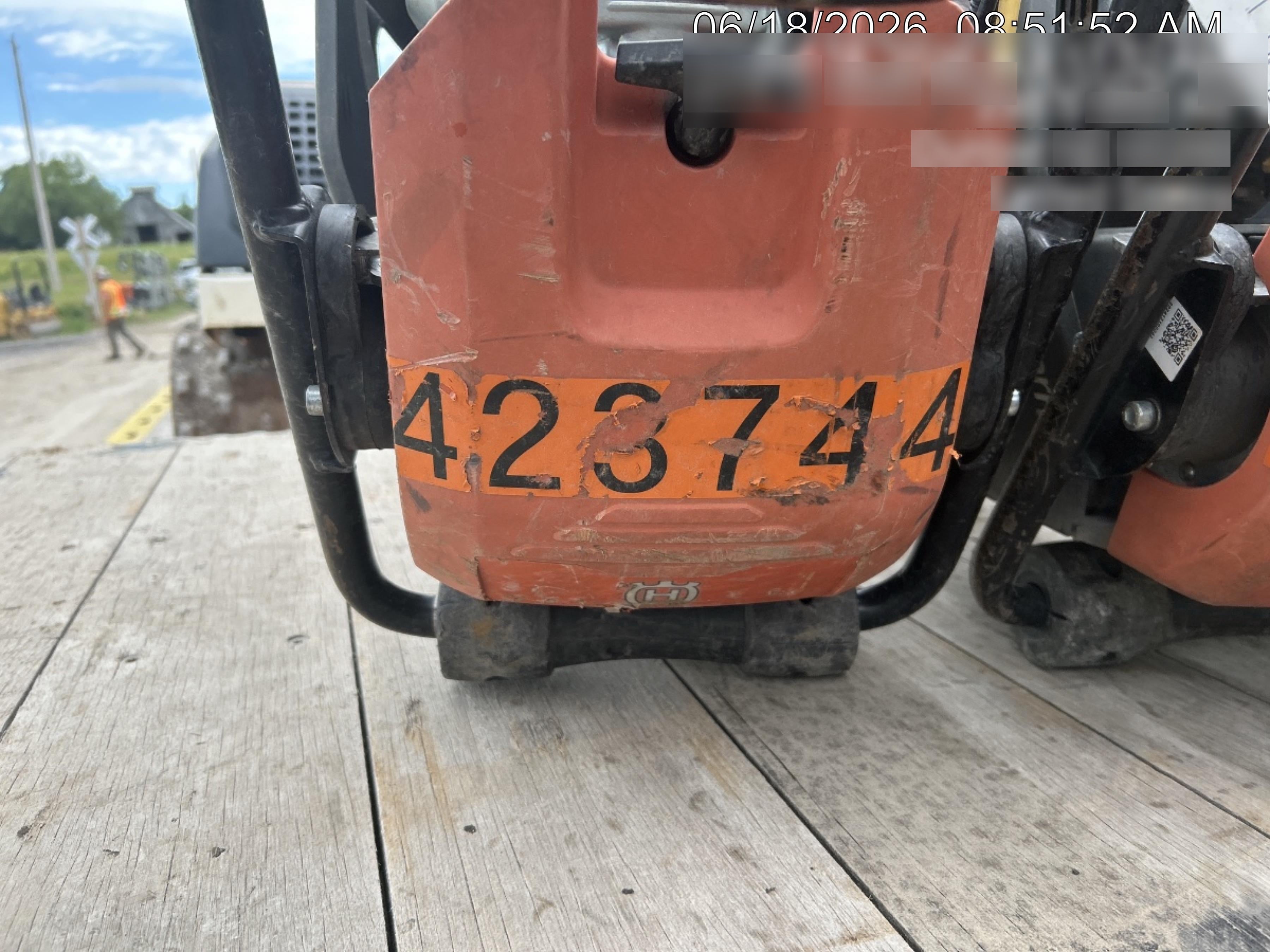2024 HUSQVARNA LT6005