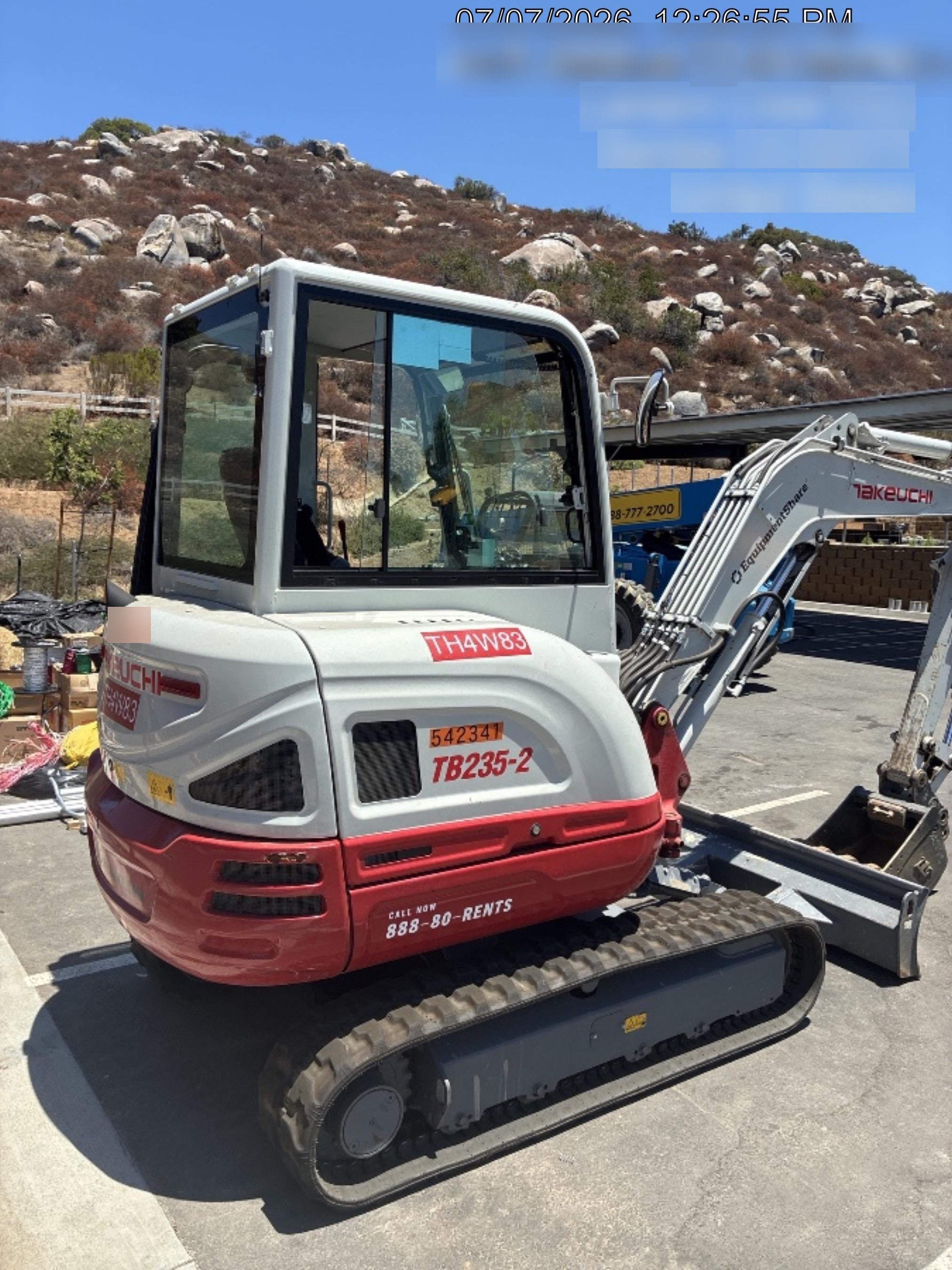 2025 TAKEUCHI TB235-2CR