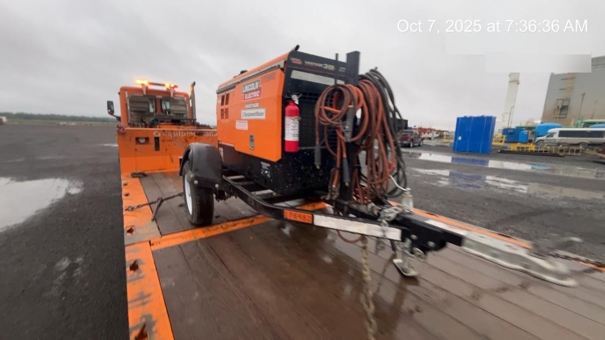 2021 Lincoln Electric Vantage 322 Vantage 322 Ready Pak 3 w/ Decals, ORANGE (includes trailer, cable rack, fender light kit) NO Telematics