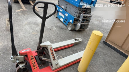 2023 STRONGWAY 4400 lb Pallet Jack