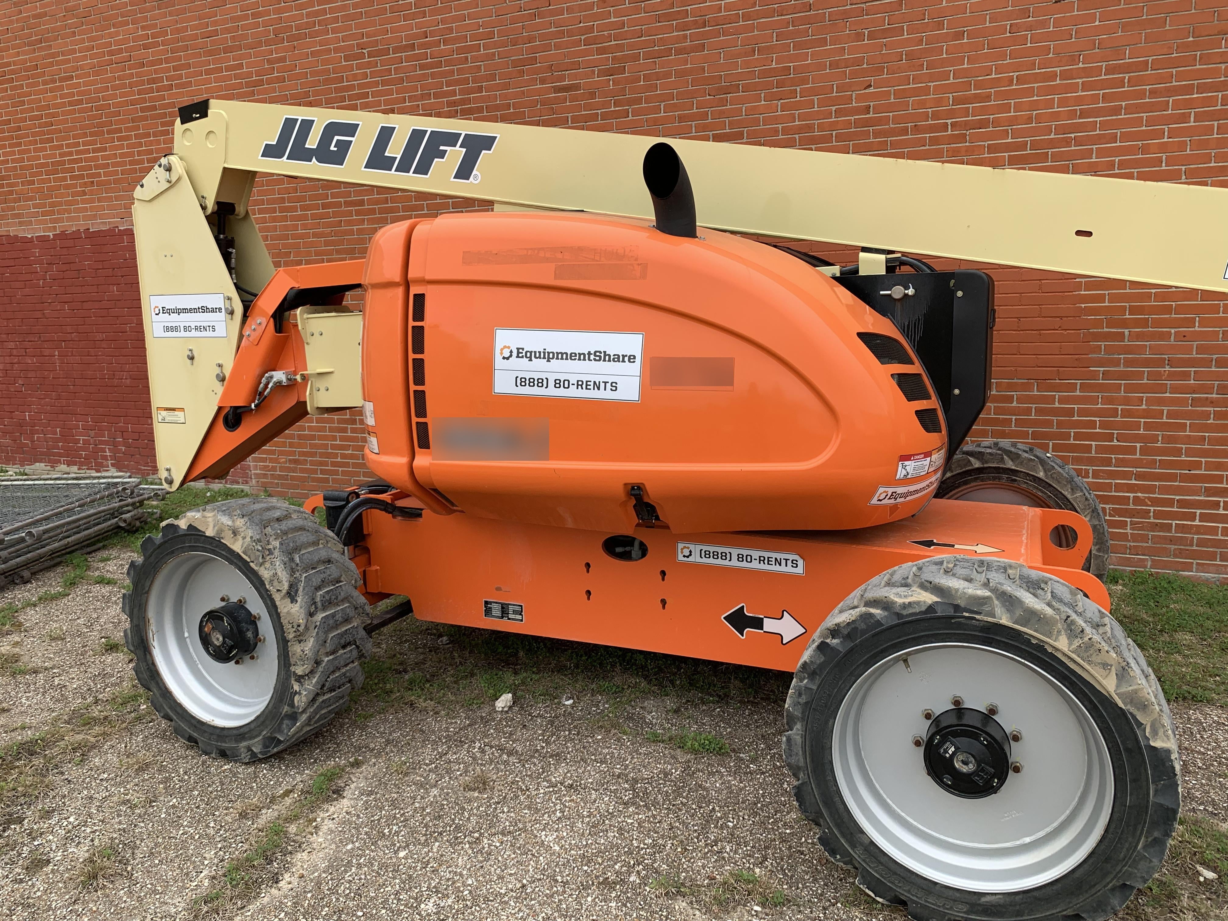 2019 JLG 600AJ