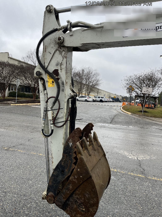 2021 TAKEUCHI TB250-2