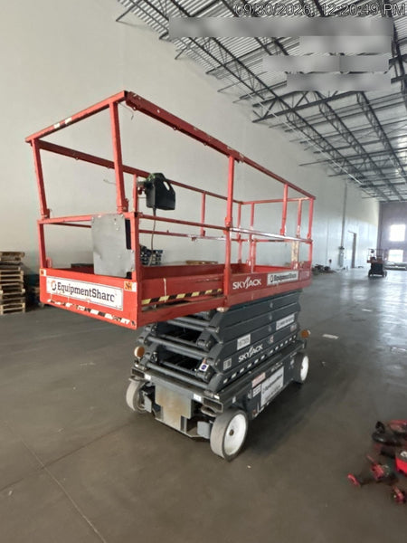 2021 SKYJACK SJ4740