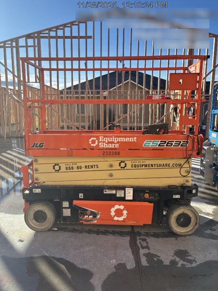 2022 JLG ES2632