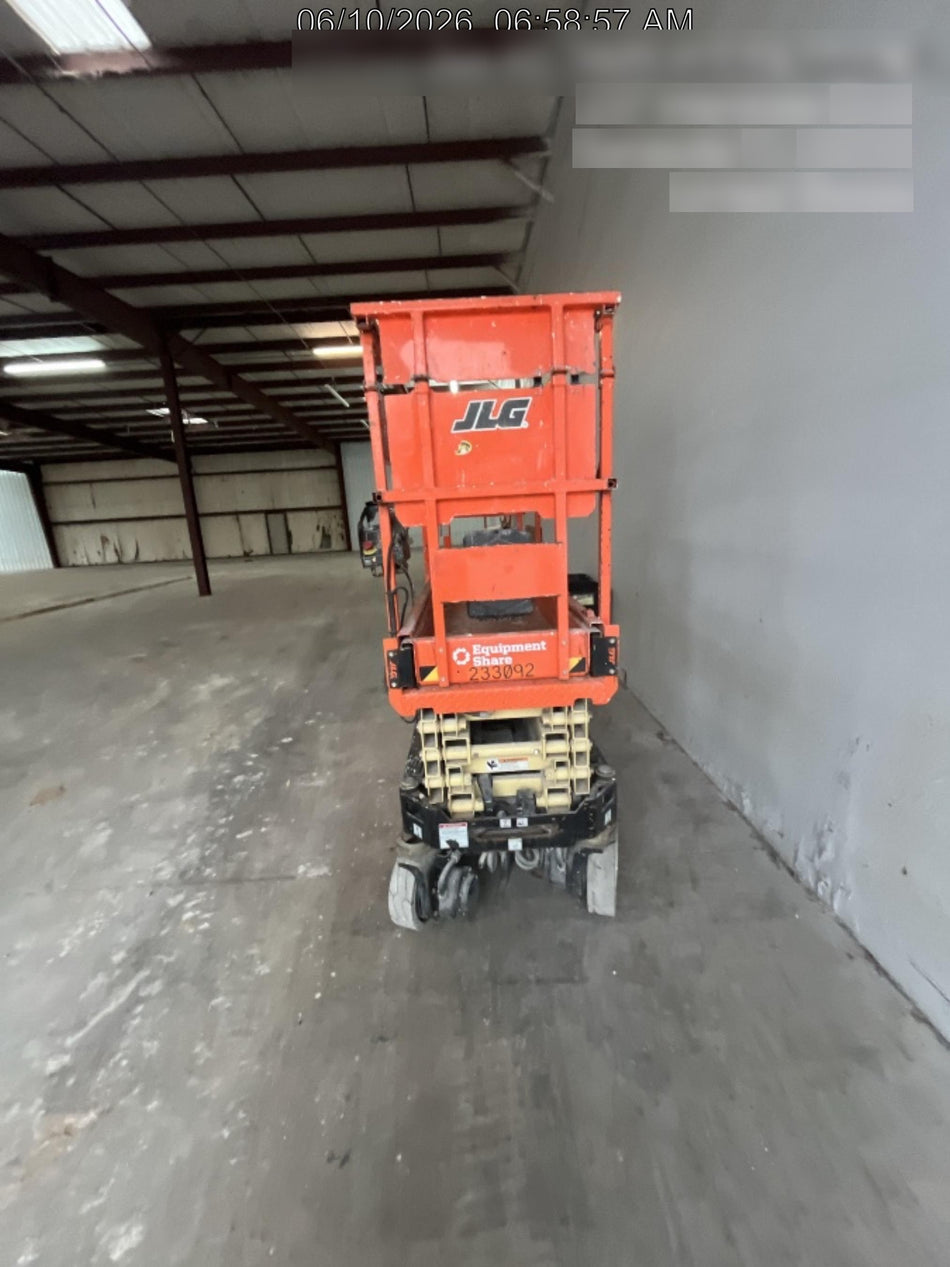 2022 JLG ES1932