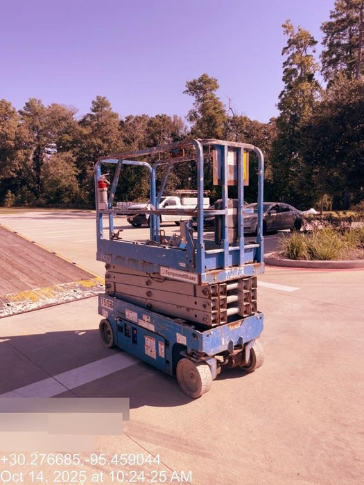 2017 Genie GS-1930 Genie GS-1930 Lift w/Fixed Rail and Chain Entry