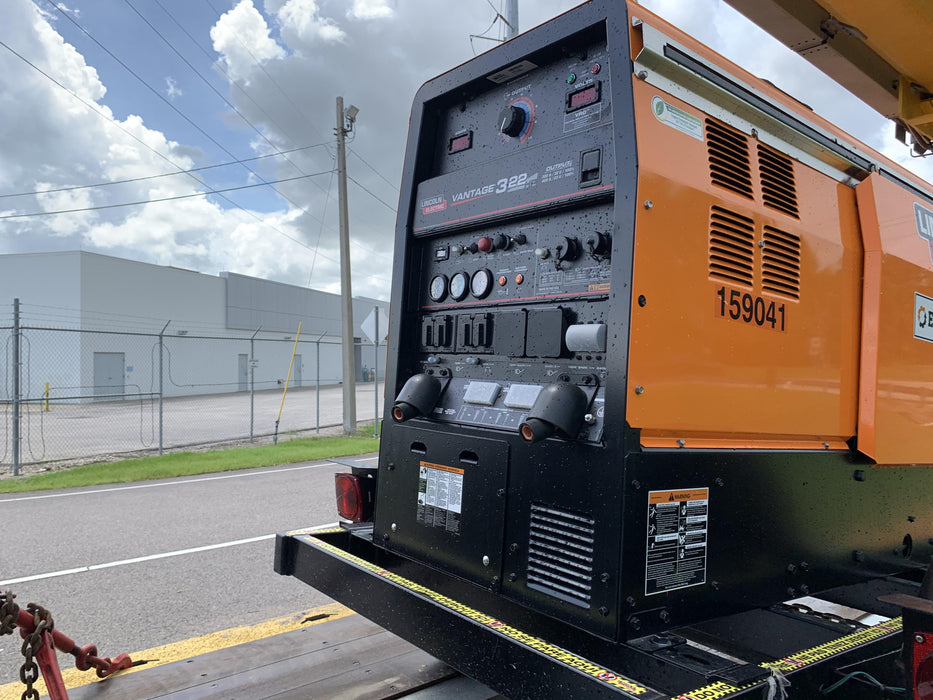 2021 Lincoln Electric Vantage 322 Vantage 322 Ready Pak 3 w/ Decals, ORANGE (includes trailer, cable rack, fender light kit) NO Telematics