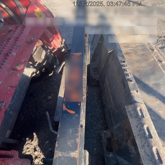 2024 ARROW MATERIAL HANDLING 24" Pallet Fork Frame