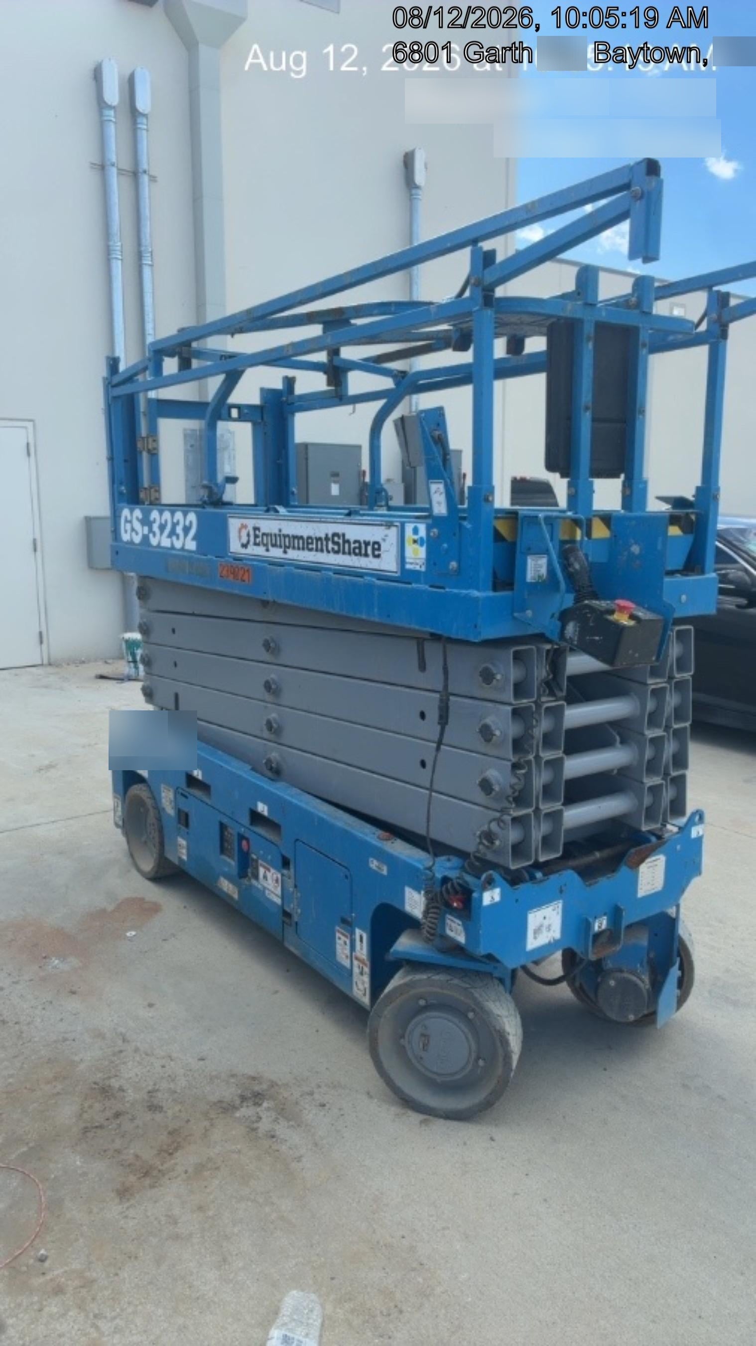 2022 GENIE GS-3232