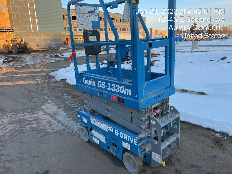 2021 GENIE GS-1330m