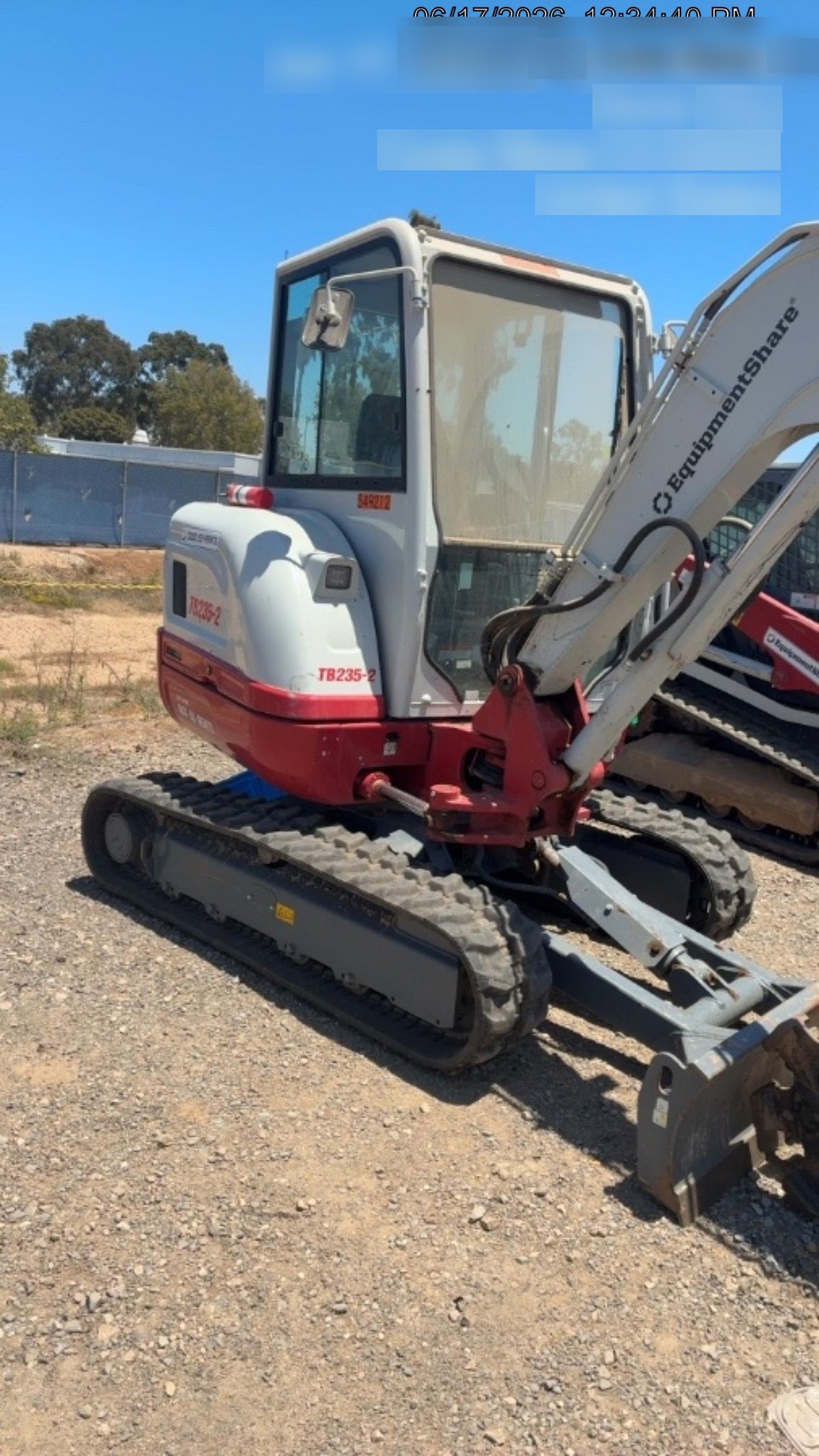 2025 TAKEUCHI TB235-2CR